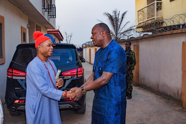 Valentine Ozigbo Sympathizes With Igwe Isseke Over The Burning Of His House And 12 Others